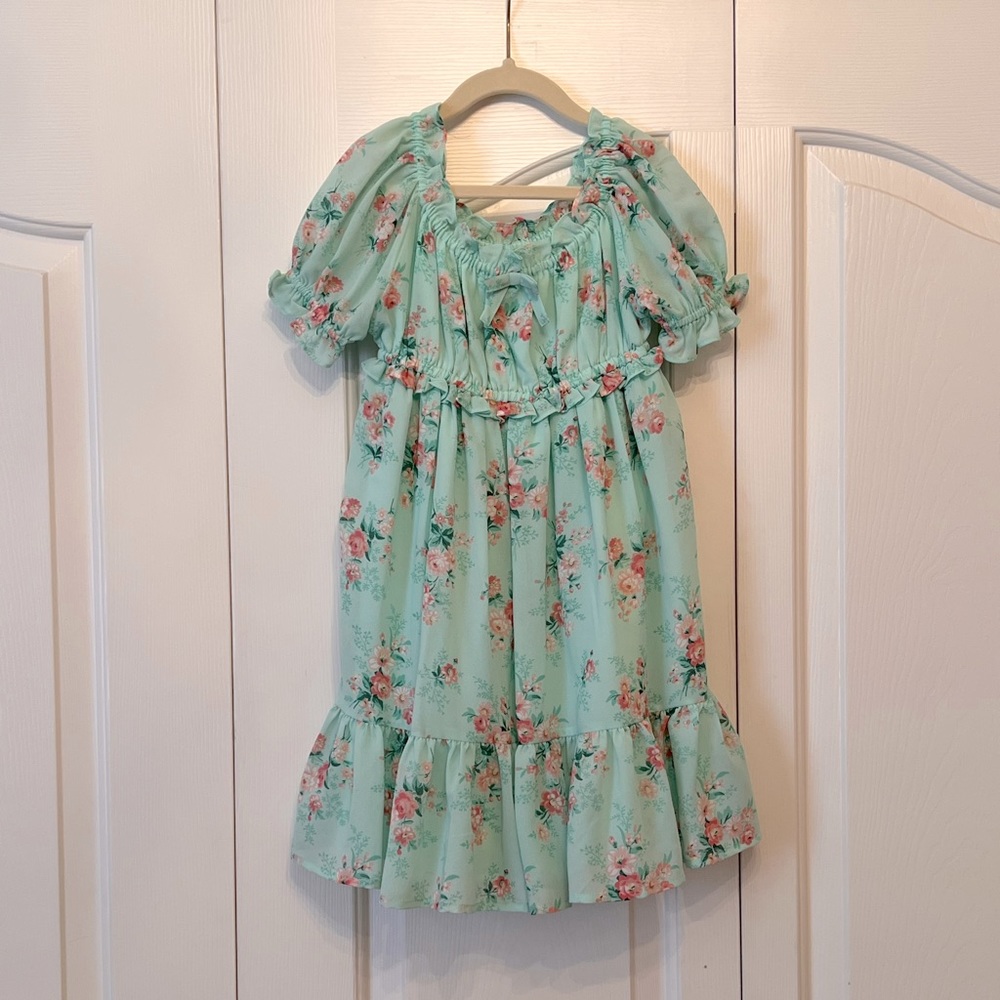 Selling Janie and Jack girls dress size 4